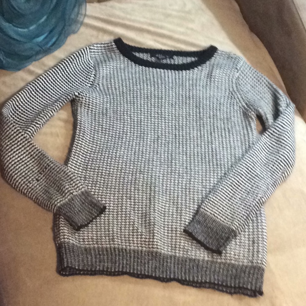 Forever 21 sweater